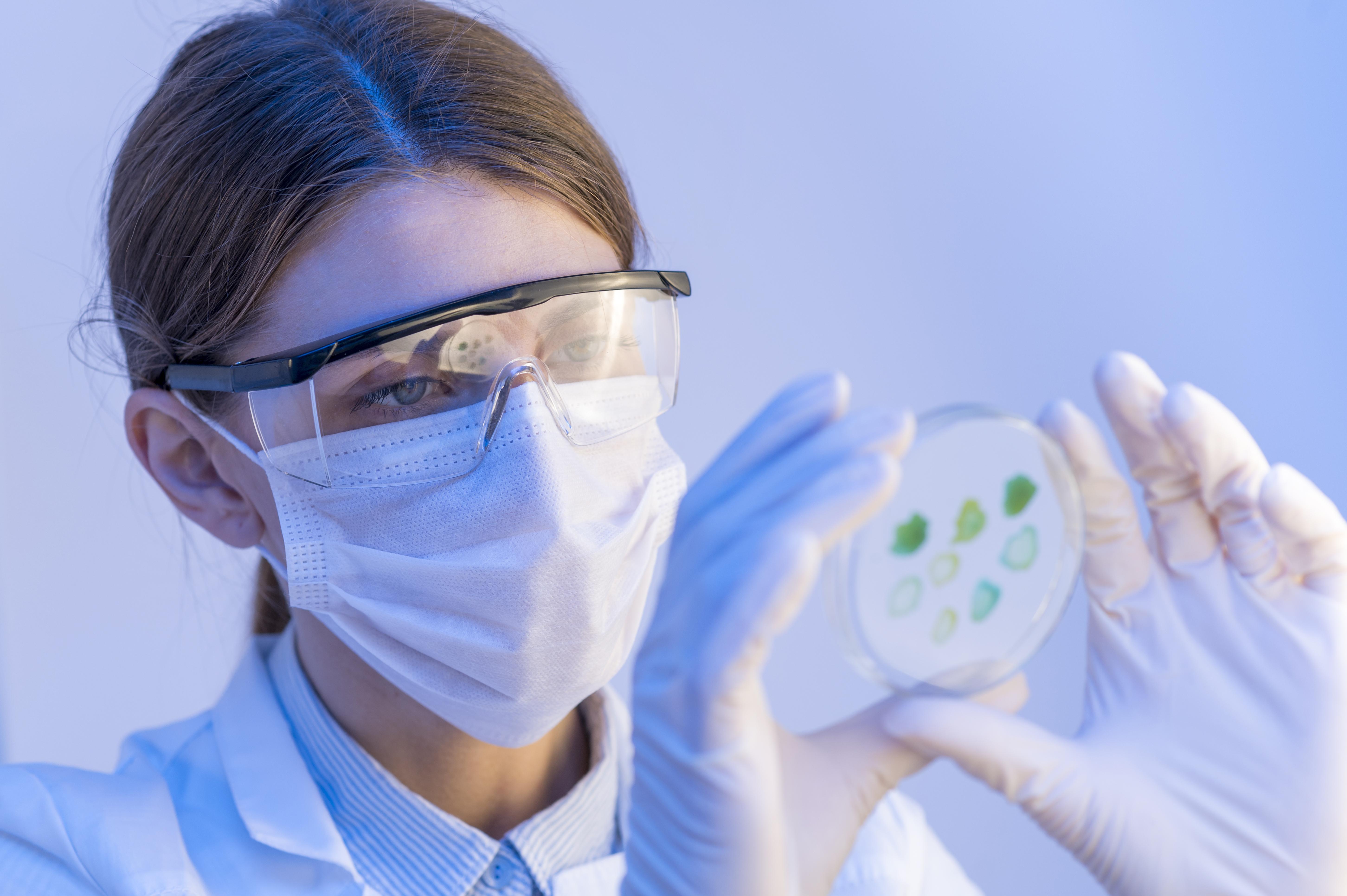 professional-researcher-lab